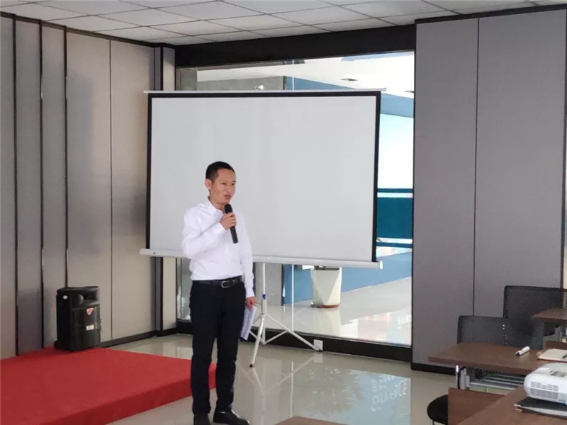 1588922299285429.jpg af02906df09a47d180db3dcb617b3fb1.jpg